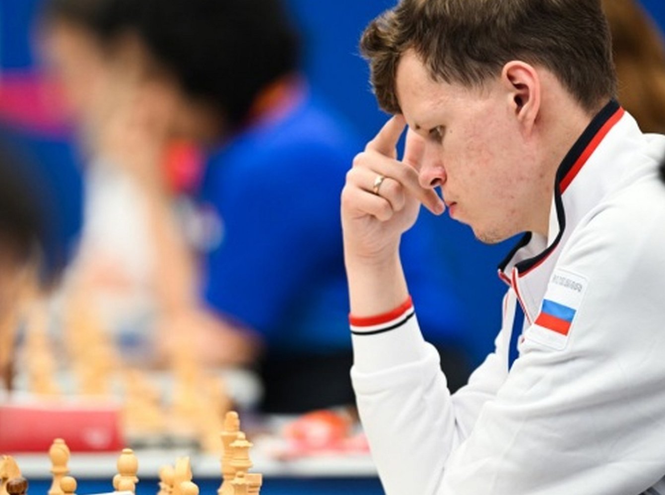 Владислав Артемьев